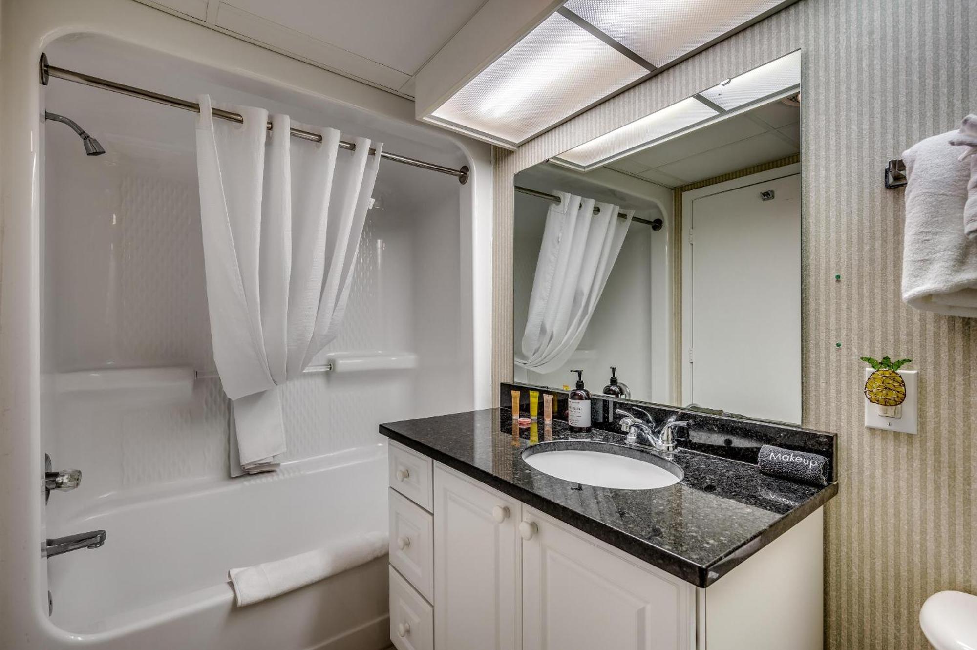 Villa Camelot By The Sea 1516 Myrtle Beach Esterno foto